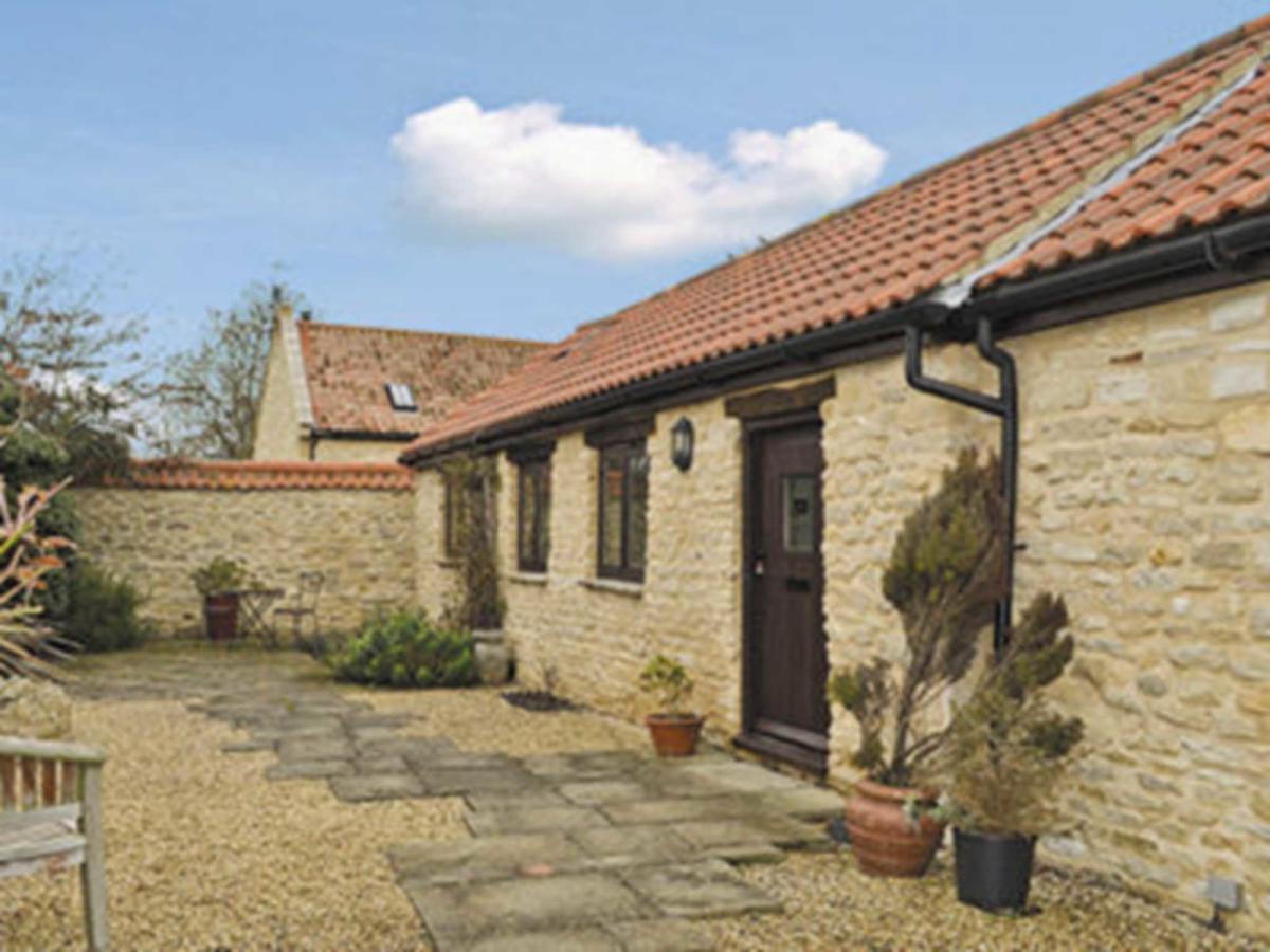 The Cottage At Greyfriars Milton Keynes Exterior photo